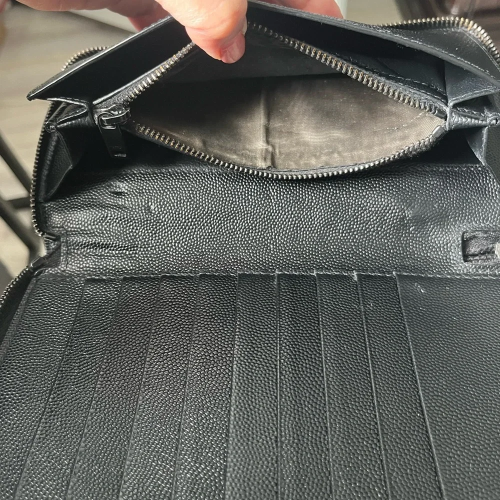 Yves Saint Laurent Black Wallet - Picture 5 of 5